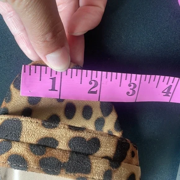 Qupid heels WOMENS SIZE 10 brown cheetah print - Picture 11 of 12